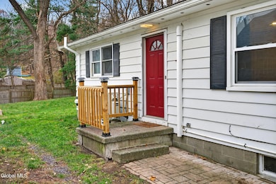 257 Lake Shore Dr, Rensselaer, NY 12144 - photo 3