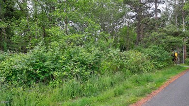 1020 SW 17th St, Lincoln City, OR 97367 - photo 2