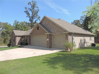 2 Judy Dr, Bella Vista, AR 72715 - photo 2