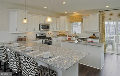 3808 Pentland Hills Dr, Upper Marlboro, MD 20774 - photo 3