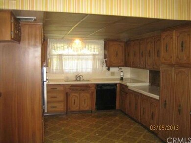 Kitchen tile counters