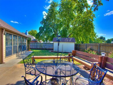 2433 E Hills Dr, Moore, OK 73160 - photo 7