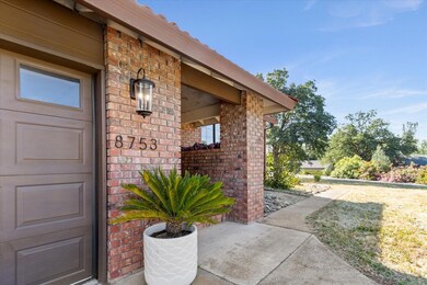 8753 Glendive Ln, Redding, CA 96001 - photo 6