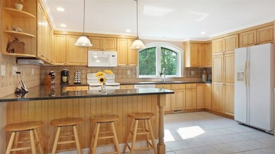 18 Fox Run Rd, Milford, NH 03055 - photo 5