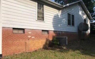 1700 E Commerce Ave, High Point, NC 27260 - photo 3