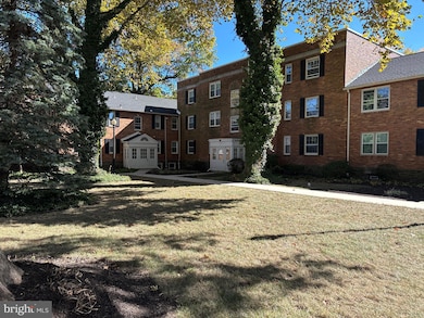 42 Conshohocken State Rd unit 2F, Bala Cynwyd, PA 19004 - photo 3