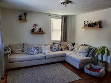 61 Hibiscus Ave unit single, Waltham, MA 02451 - photo 4