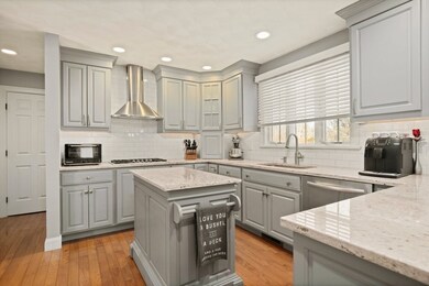 24 Lucey Dr, Newburyport, MA 01950 - photo 3