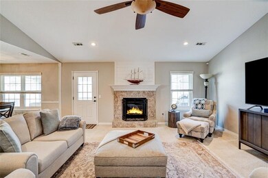 2711 W Beech St, Rogers, AR 72756 - photo 4