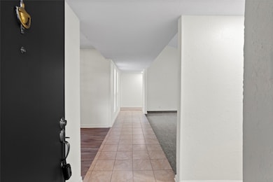 15818 Dunmoor Dr, Houston, TX 77059 - photo 4