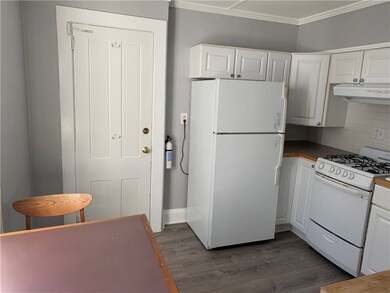 16 Mann Ave unit 2B, Newport, RI 02840 - photo 2