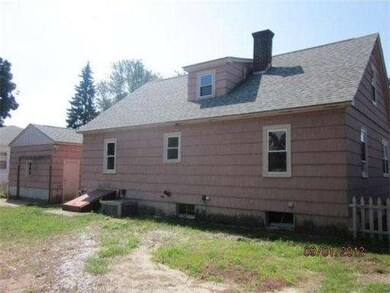 7 Anthony St, Methuen, MA 01844 - photo 2