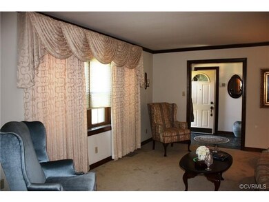 Pretty picture window in living room.