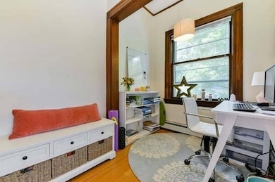 18 Whittier St unit 2, Cambridge, MA 02140 - photo 2