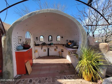 7581 N Avenida Del Sol