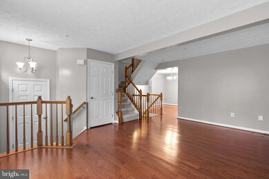 779 Pine Drift Dr, Odenton, MD 21113 - photo 5