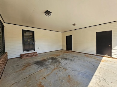 1183 Country Club Dr, Ozark, AL 36360 - photo 3