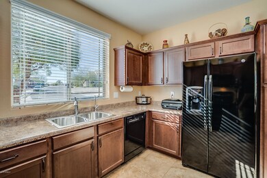 47735 N Camino Del Sol, Gold Canyon, AZ 85118 - photo 4