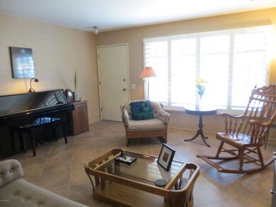 9510 W Appaloosa Dr, Sun City, AZ 85373 - photo 5