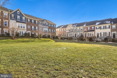 22649 Majestic Elm Ct, Clarksburg, MD 20871 - photo 4