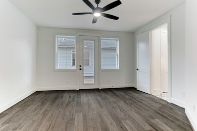 861 E 25th St, Houston, TX 77009 - photo 4
