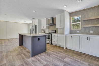 163 Cowboy Rd, Jesup, GA 31545 - photo 6