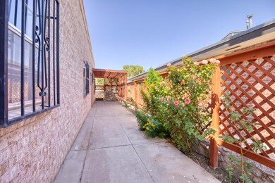 10627 Quezada Ave, El Paso, TX 79935 - photo 6