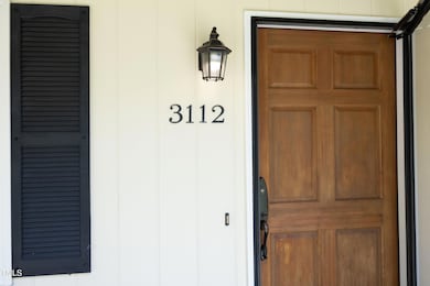 06FrontDoor