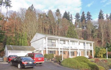 8383 E Mercer Way, Mercer Island, WA 98040 - photo 3