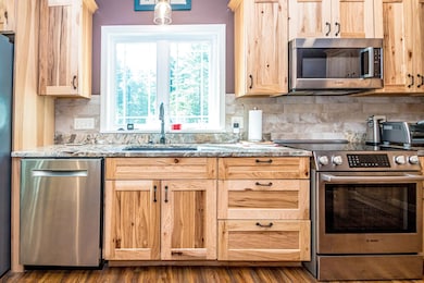 106 Pemigewasset Dr, Conway, NH 03818 - photo 7