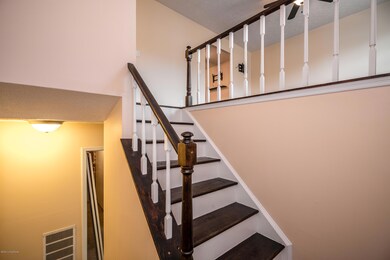 6712 Musket Dr, Louisville, KY 40228 - photo 6