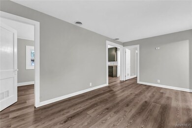 296 North Ave, North Tonawanda, NY 14120 - photo 4
