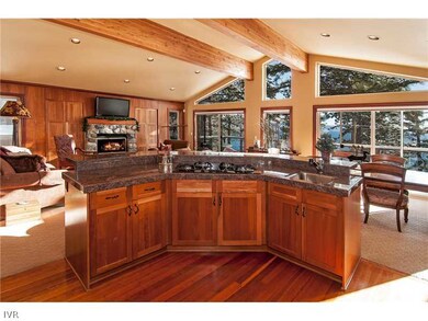 Kitchen. Gas appliances included for the chef!