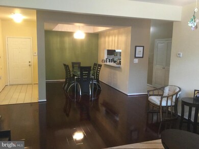 9201 Groffs Mill Dr unit 9201, Owings Mills, MD 21117 - photo 4