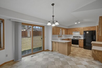 11189 69th Place N, Maple Grove, MN 55369 - photo 6