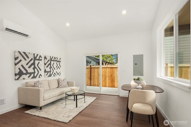 *Interior photos are of model home.