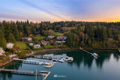 9237 Allens Cove Ln NE, Bainbridge Island, WA 98110 - photo 2
