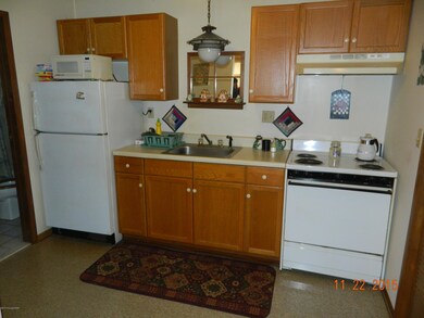 252 Pine Tree Dr, Cresco, PA 18326 - photo 7