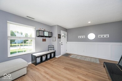 6922 W Briarwood Blvd, New Palestine, IN 46163 - photo 6