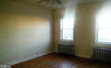 820 Lyndhurst St, Baltimore, MD 21229 - photo 3