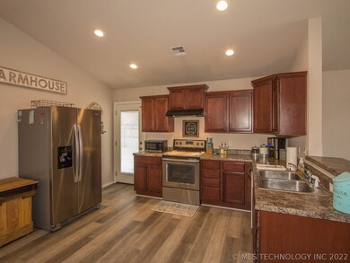 8614 S 261st East Ave, Broken Arrow, OK 74014 - photo 5