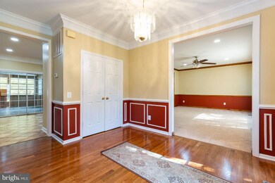 8554 Yoder St, Manassas, VA 20110 - photo 7