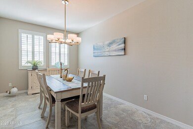 FORMAL DINING