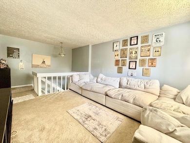 4925-4927 Godown Rd, Columbus, OH 43220 - photo 4