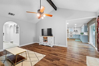 2816 Autumn Dr, Hurst, TX 76054 - photo 6