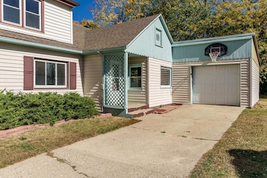 1629 Moore St, Beloit, WI 53511 - photo 3