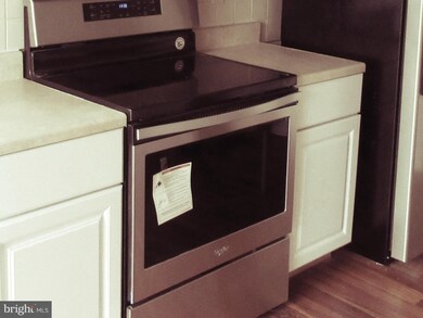 318 Chapel Ct, Walkersville, MD 21793 - photo 3