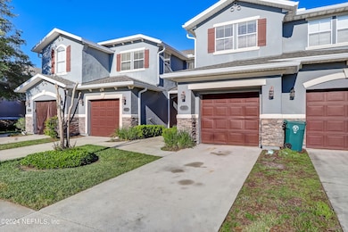 2335 Sunset Bluff Dr, Jacksonville, FL 32216 - photo 2