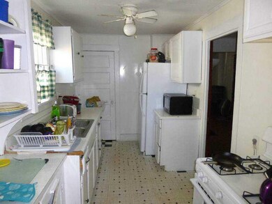 Cafeteria/Kitchen.