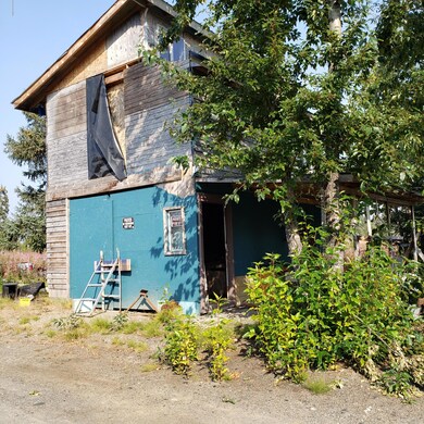 Detached Garage